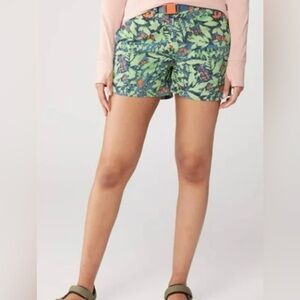REI Green Floral Athletic Shorts